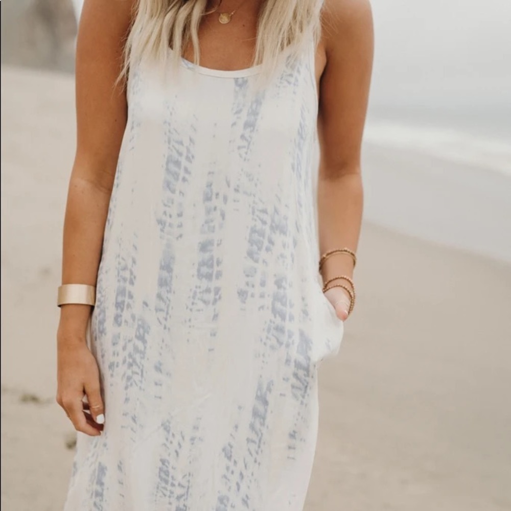Carly Jean Los Angeles Presley dress